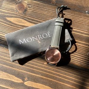 Monroé Solérose charcoal leather watch